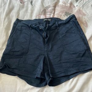 Morgan & Walker size 14 navy blue shorts